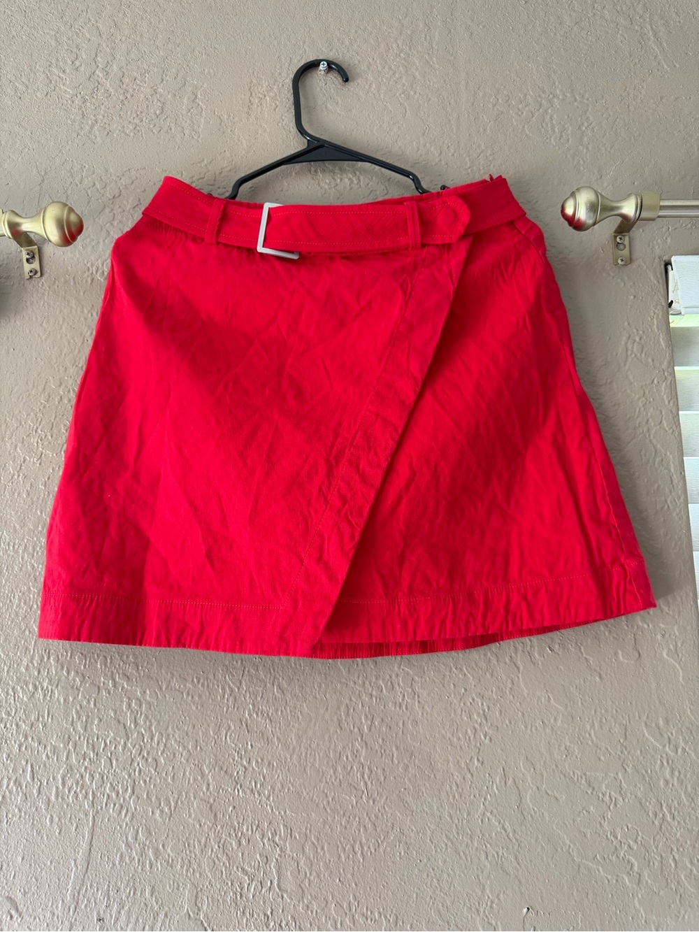 Maeve Anthropologie Red Belted Wrap
Front Mini Skirt Silver Buckle